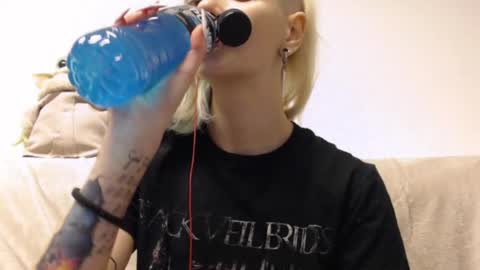 Snapshot of brookewylde_20 chatting on 01.19.25 brookewylde_20 online show from 01.19.25