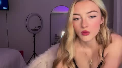 Snapshot of brookyxo chatting on 12.31.24 brookyxo online show from 12.31.24