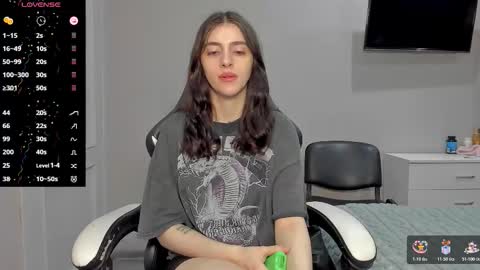 Snapshot of broosnica1 chatting on 10.28.25 broosnica1 online show from 10.28.25