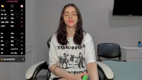 Snapshot of broosnica1 chatting on 11.01.25 broosnica1 online show from 11.01.25