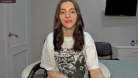 Snapshot of broosnica1 chatting on 12.22.25 broosnica1 online show from 12.22.25