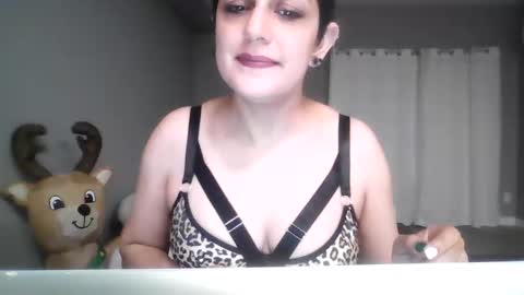 Snapshot of bropeb13 chatting on 12.05.25 bropeb13 online show from 12.05.25