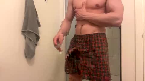 Snapshot of browndaddy4713 chatting on 03.11.26 browndaddy4713 online show from 03.11.26