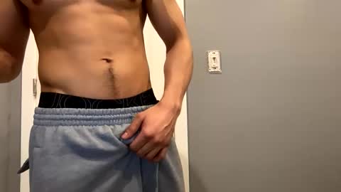 Snapshot of browndaddy4713 chatting on 03.16.26 browndaddy4713 online show from 03.16.26