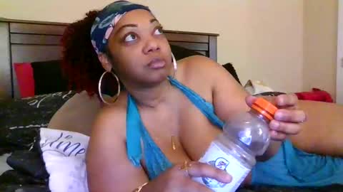 brownroundrenee online show from 09.17.25