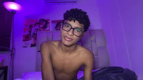 Snapshot of brownytwinkyandre chatting on 04.11.26 Andre online show from 04.11.26