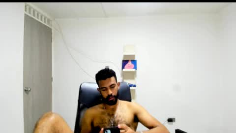 bruce_1111 online show from 04.21.26