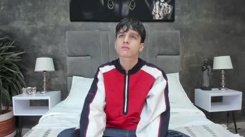 Bruce Hans online show from 11.05.25