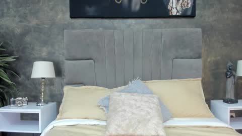 Bruce Hans online show from 11.28.25