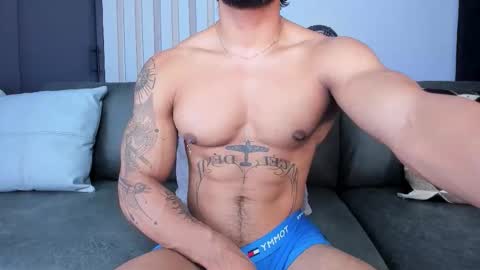 Snapshot of bruce_roldan chatting on 10.15.25 bruce roldan online show from 10.15.25