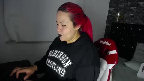 Bruja SCarlata online show from 03.05.25