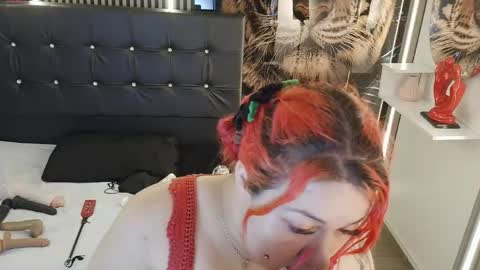 Bruja SCarlata online show from 05.01.26