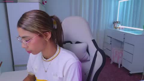 SARAH  online show from 07.03.26