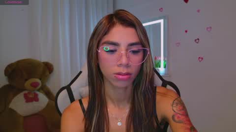 SARAH  online show from 07.12.26