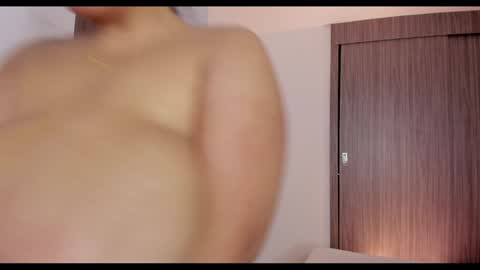 Snapshot of brunnahart chatting on 12.12.24     online show from 12.12.24