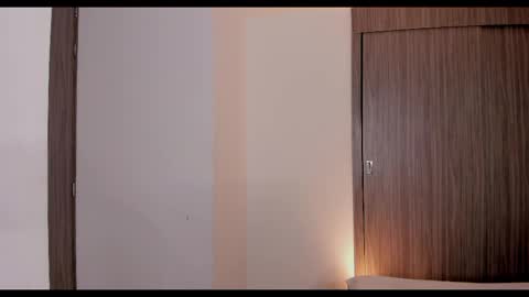 Snapshot of brunnahart chatting on 10.16.25     online show from 10.16.25