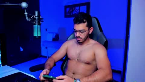 Snapshot of bruno_diaz31 chatting on 06.17.26 Bruno online show from 06.17.26