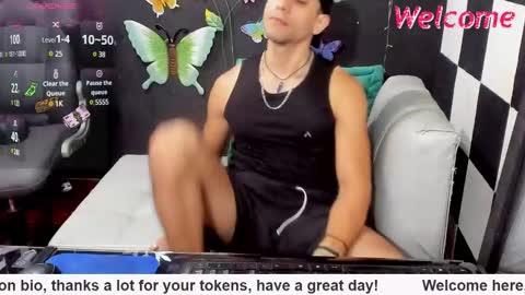 Snapshot of brunocuttie94 chatting on 03.11.25 Join my fan club here 150 tokens a month online show from 03.11.25