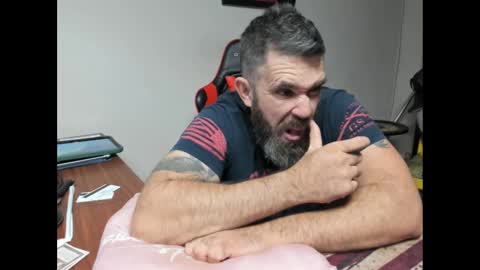 BRUTALMASTER1983 online show from 10.15.25