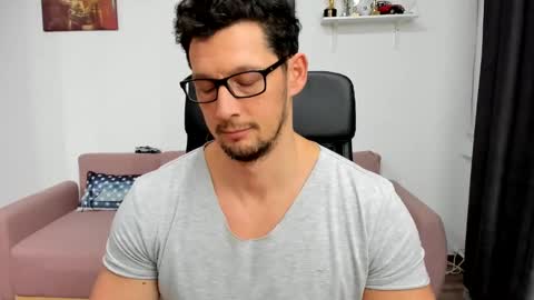 Brutus K online show from 01.06.25