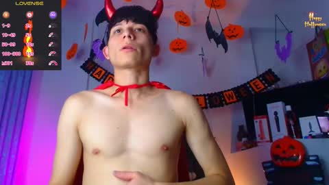 Snapshot of bryam_hot chatting on 10.26.25 BRYAM INDEPENDENT MODEL online show from 10.26.25