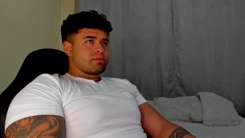 Snapshot of bryan_stoness chatting on 02.21.25 bryan stoness online show from 02.21.25