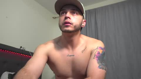 Snapshot of bryanncan01 chatting on 12.19.25 Bryannsex online show from 12.19.25