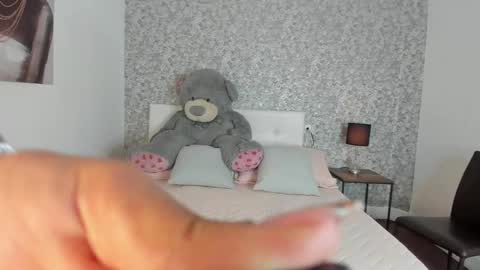 Bryhanna  online show from 05.29.26
