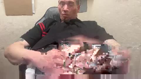 Snapshot of bs811 chatting on 01.13.25 bs811 online show from 01.13.25