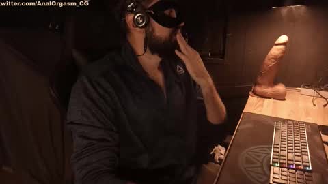 Snapshot of btarkhun chatting on 11.09.25 Anal Orgasm online show from 11.09.25