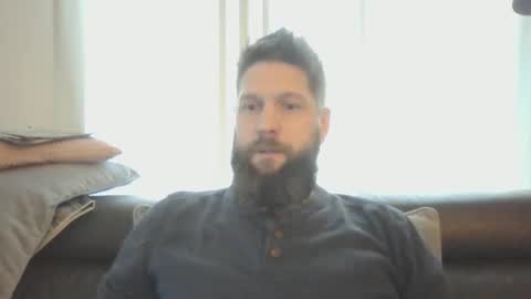 bubblebee1982 online show from 12.21.24