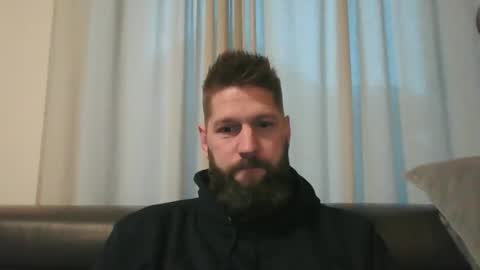 bubblebee1982 online show from 01.09.25