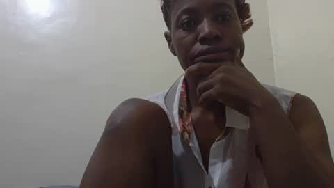 Snapshot of bubbly_jocyce chatting on 07.13.26 talisha online show from 07.13.26