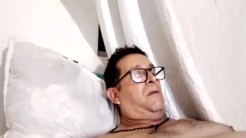 buchs32 online show from 09.24.25