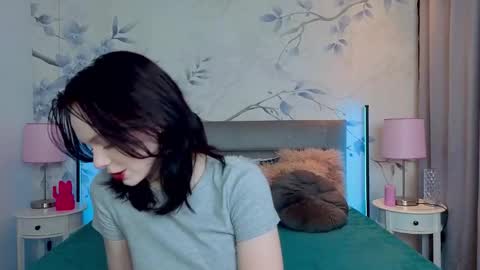 Leona online show from 02.16.26