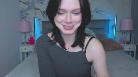 Leona online show from 03.12.26