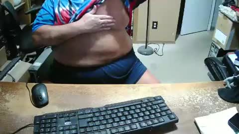 Snapshot of bucku2 chatting on 09.16.25 Bucku2 online show from 09.16.25