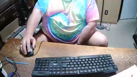Snapshot of bucku2 chatting on 06.17.26 Bucku2 online show from 06.17.26
