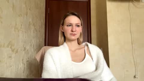 Snapshot of buenamorey chatting on 02.13.26 buenamorey online show from 02.13.26