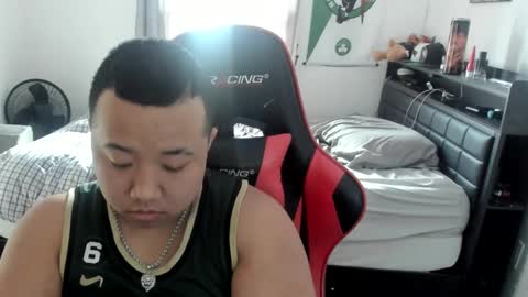 Snapshot of buffsexyman24 chatting on 02.20.25 buffsexyman24 online show from 02.20.25