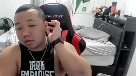 Snapshot of buffsexyman24 chatting on 02.22.25 buffsexyman24 online show from 02.22.25