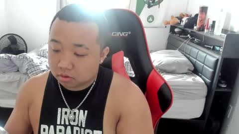 Snapshot of buffsexyman24 chatting on 02.23.25 buffsexyman24 online show from 02.23.25