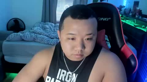 Snapshot of buffsexyman24 chatting on 03.01.25 buffsexyman24 online show from 03.01.25