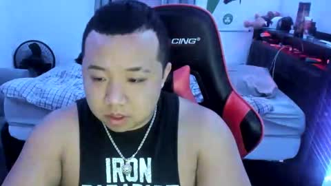 Snapshot of buffsexyman24 chatting on 03.03.25 buffsexyman24 online show from 03.03.25