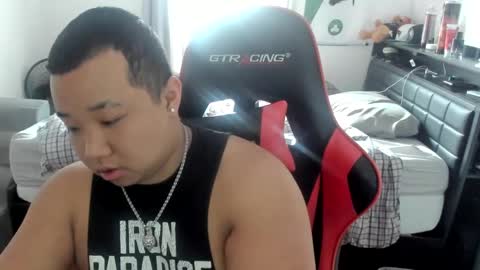 Snapshot of buffsexyman24 chatting on 03.06.25 buffsexyman24 online show from 03.06.25