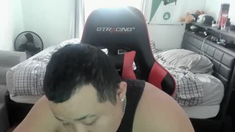 Snapshot of buffsexyman24 chatting on 03.08.25 buffsexyman24 online show from 03.08.25