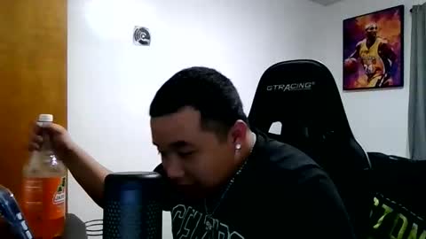 Snapshot of buffsexyman24 chatting on 03.08.26 buffsexyman24 online show from 03.08.26