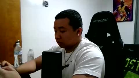 Snapshot of buffsexyman24 chatting on 03.13.26 buffsexyman24 online show from 03.13.26