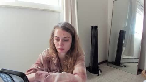 Snapshot of buffybarloe chatting on 11.24.25 Buffy online show from 11.24.25