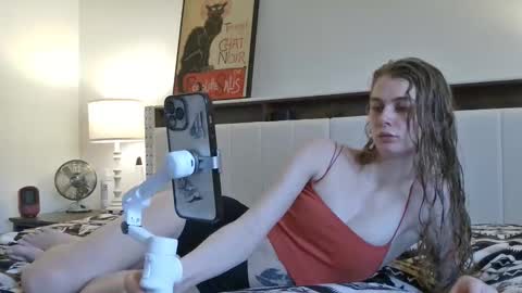 Snapshot of buffybarloe chatting on 01.31.26 Buffy online show from 01.31.26